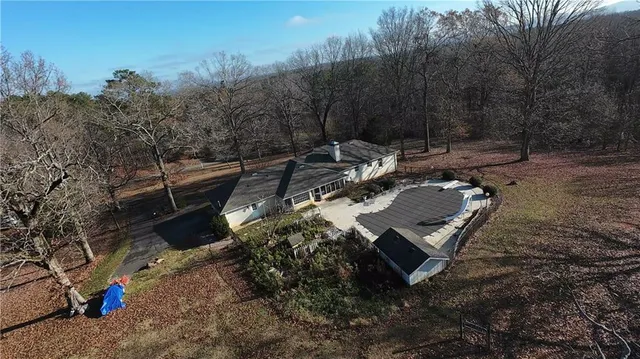 $699,900 | 400 Simpson Road Northeast, White, GA 30184