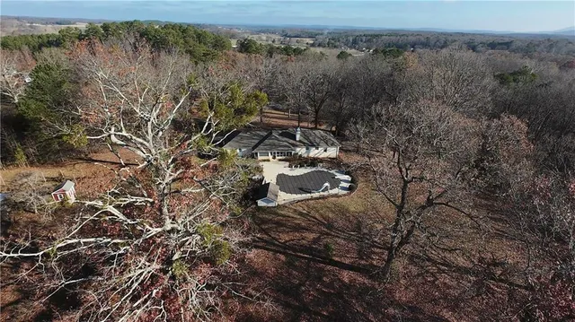 $699,900 | 400 Simpson Road Northeast, White, GA 30184