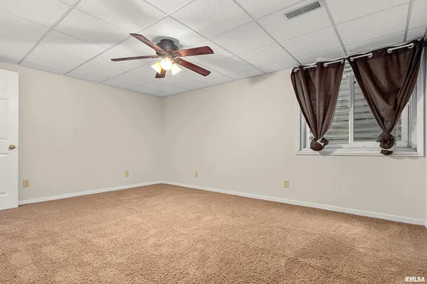 $189,900 | 922 West Trailcreek Drive, Peoria, IL 61614