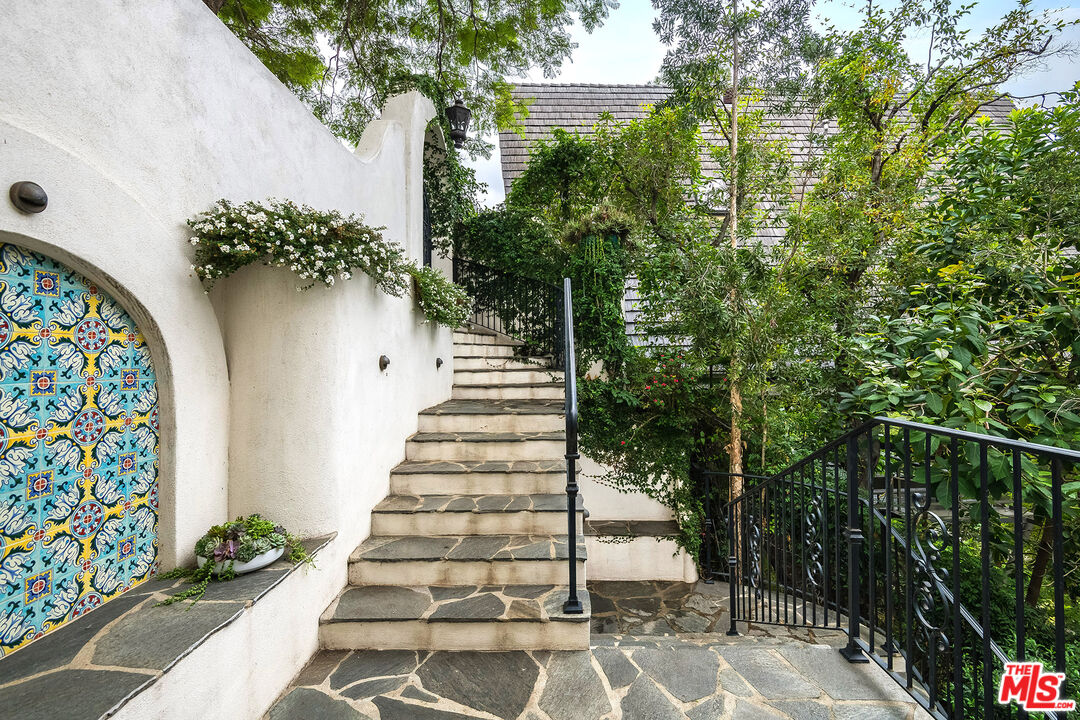 5655 Briarcliff Road Los Angeles, CA 90068 - Photo 41 of 64 Gallery Image 41