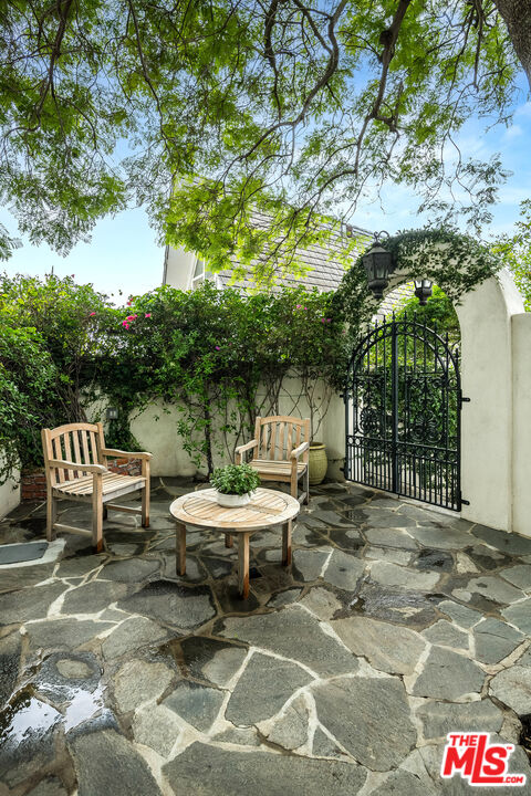 5655 Briarcliff Road Los Angeles, CA 90068 - Photo 6 of 64 Gallery Image 6