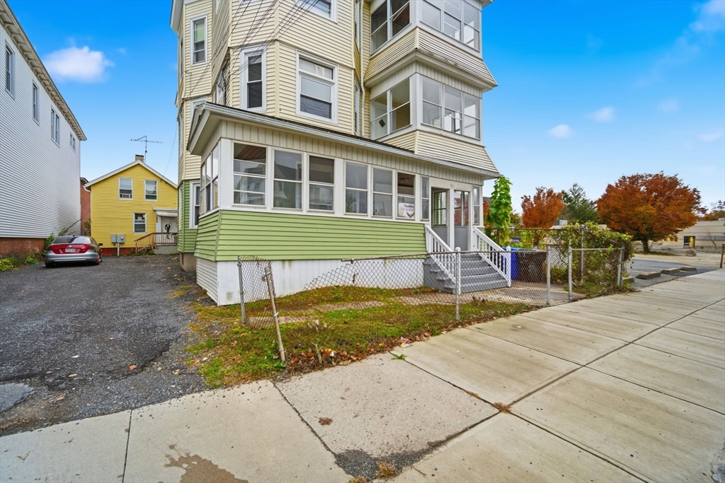 201 Main Street Springfield, MA 01151 - Photo 3 of 31