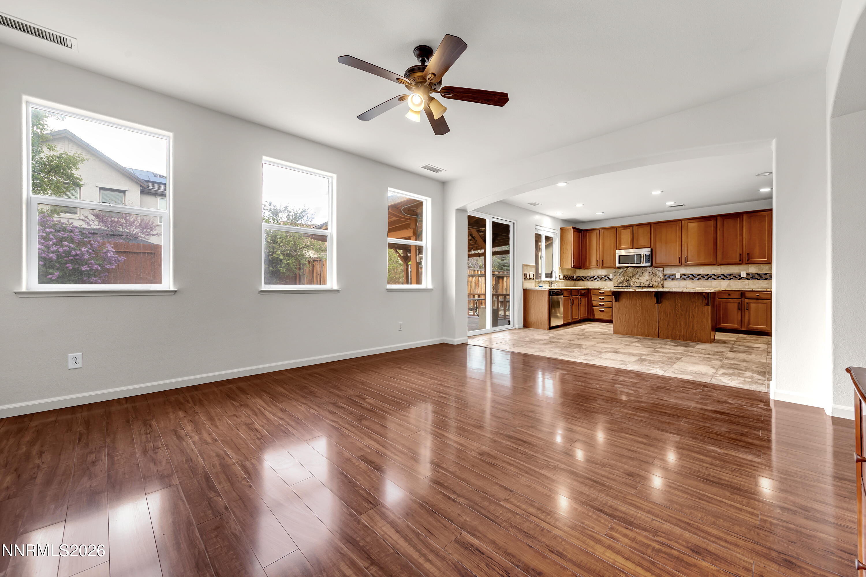 370 Pesaro Way Reno, NV 89521 - Photo 15 of 57 Presaro370-005