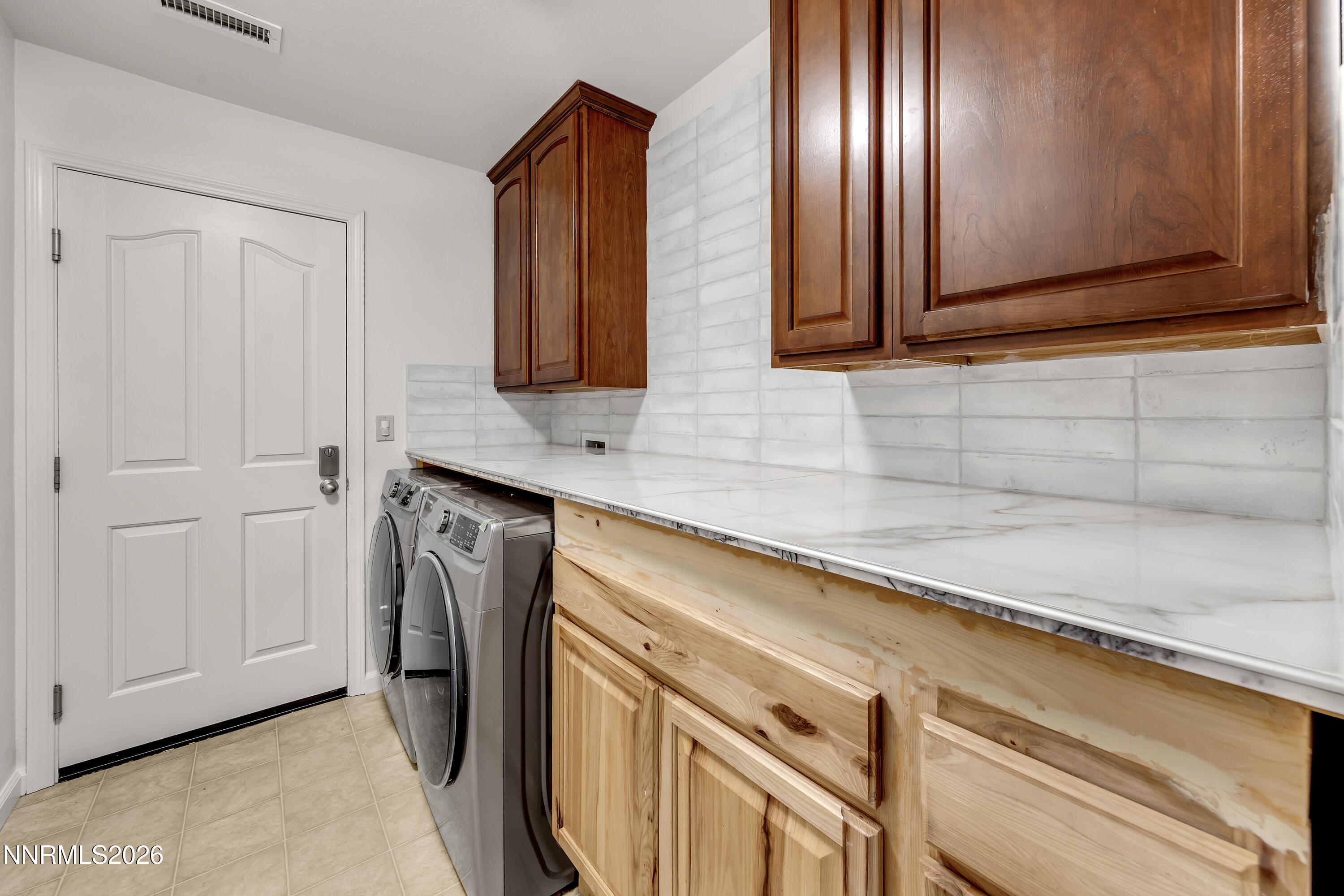 370 Pesaro Way Reno, NV 89521 - Photo 22 of 57 Presaro370-037