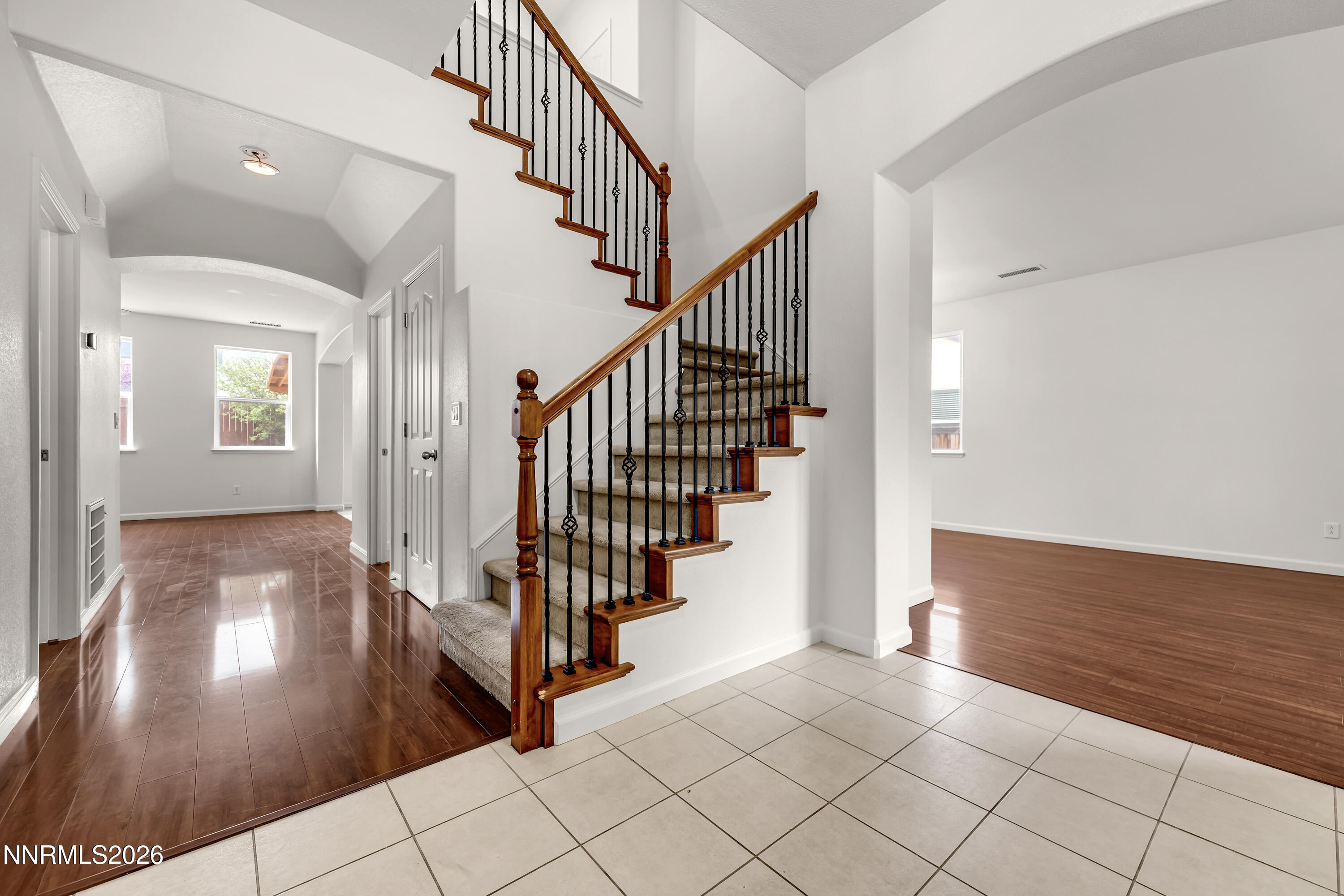 370 Pesaro Way Reno, NV 89521 - Photo 5 of 57 Presaro370-002