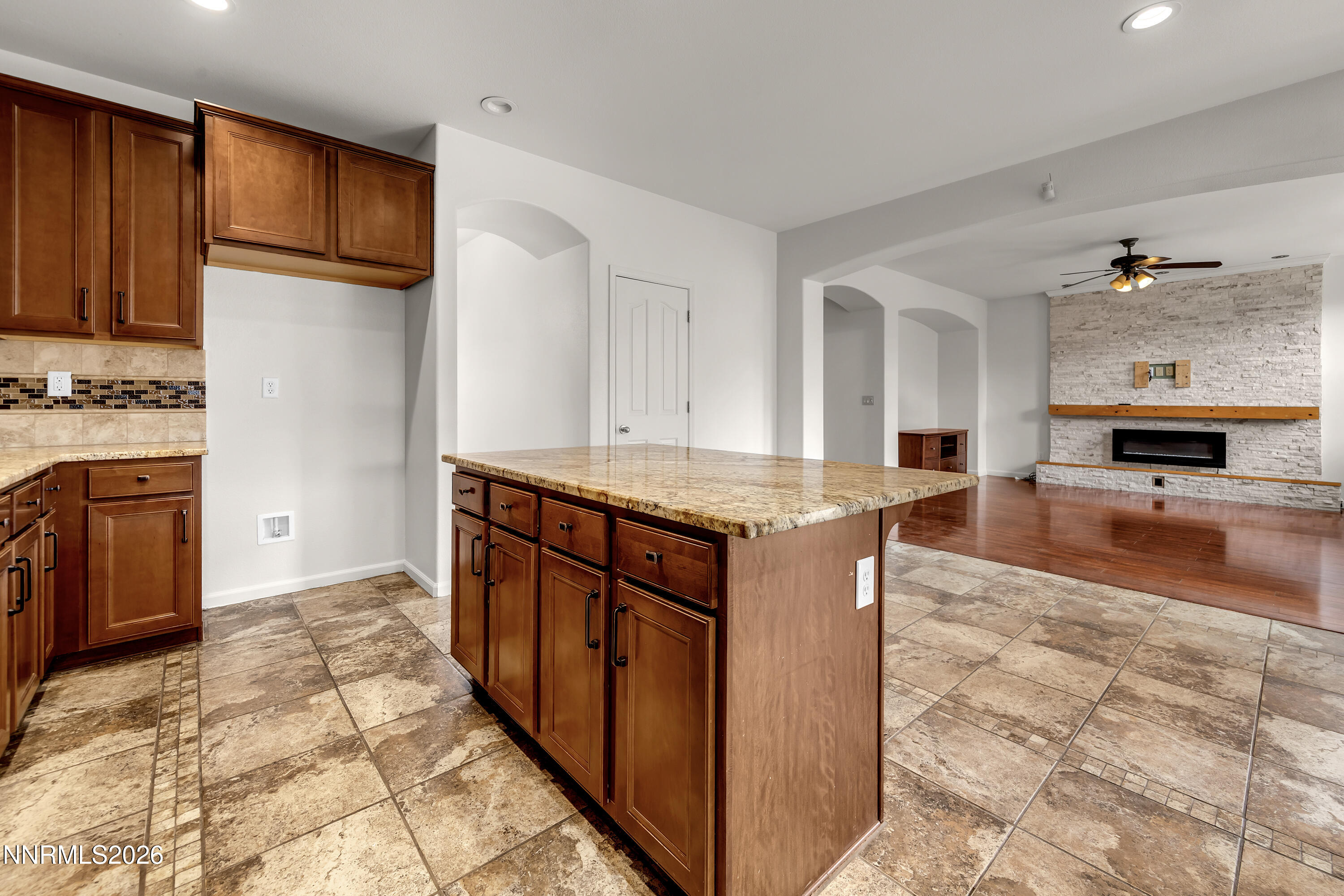 370 Pesaro Way Reno, NV 89521 - Photo 10 of 57 Presaro370-011