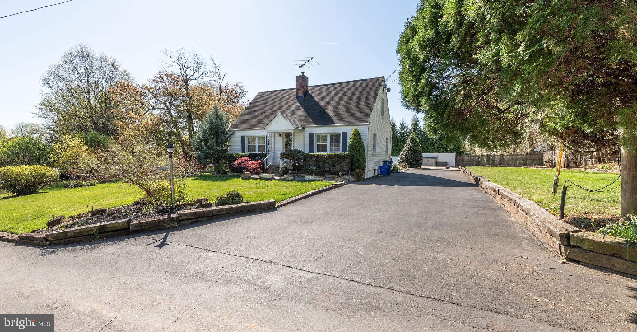 15000 Turkey Foot Road Gaithersburg, MD 20878 - Photo 2 of 36