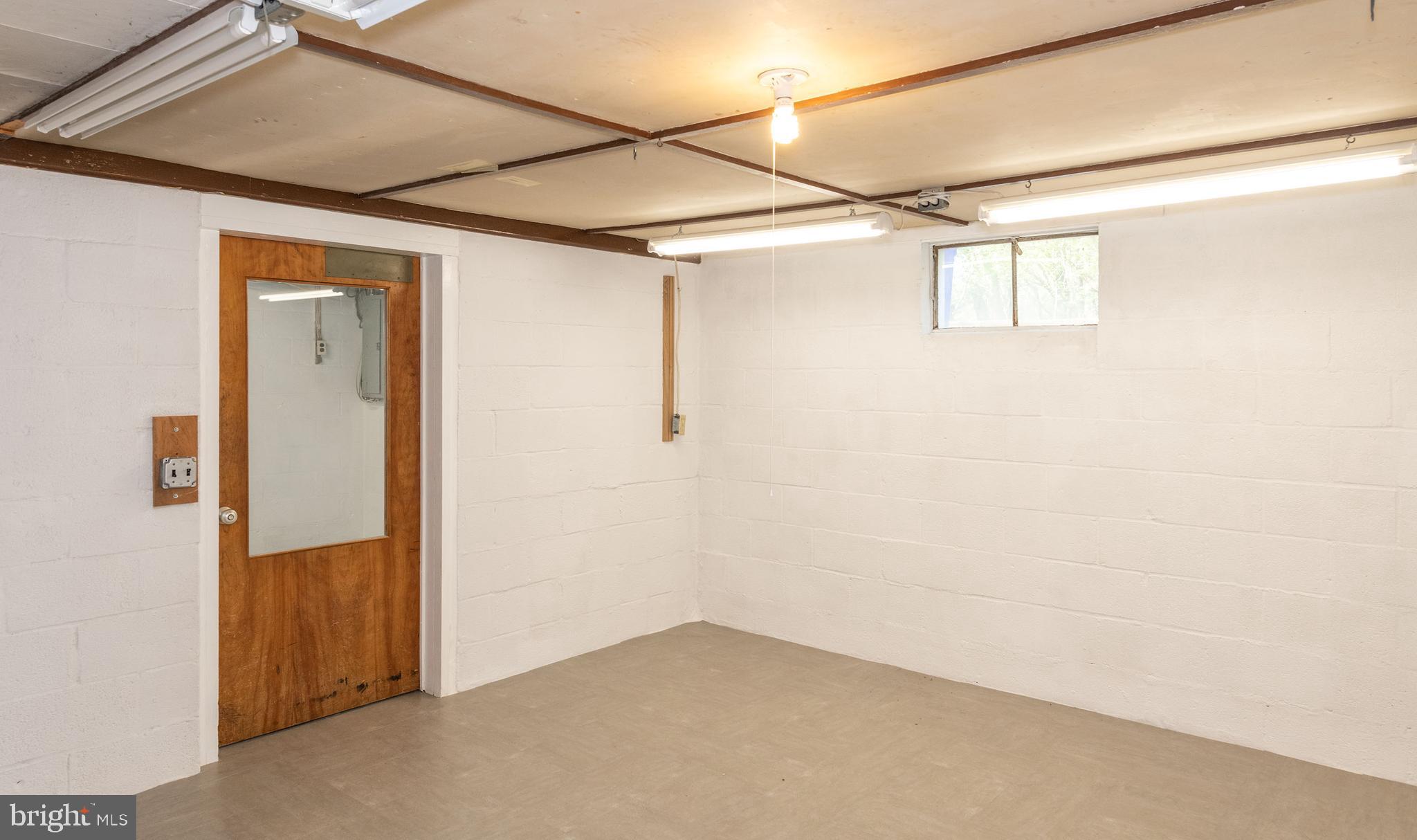 15000 Turkey Foot Road Gaithersburg, MD 20878 - Photo 30 of 36