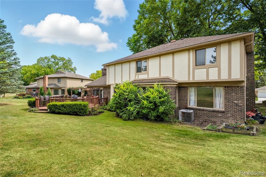 1938 Kilburn Road West Rochester Hills, MI 48306 - Photo 60 of 69