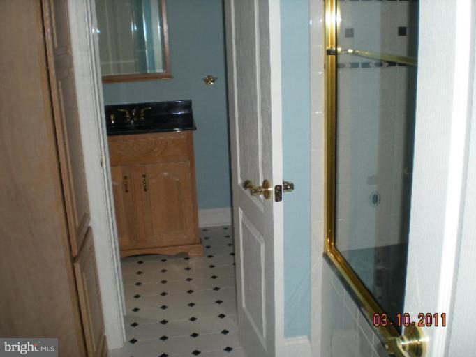 2067 Welltown Road Clear Brook, VA 22624 - Photo 20 of 25 Bathroom between bedrooms 3 & 4