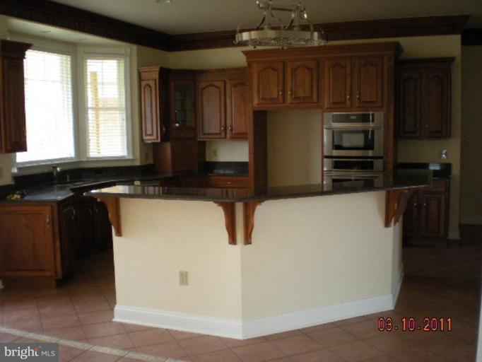 2067 Welltown Road Clear Brook, VA 22624 - Photo 4 of 25 Granite counter tops - Jen-air appliances