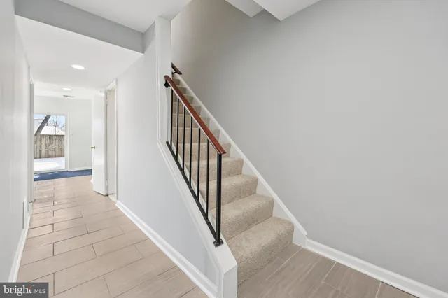 $525,000 | 500 Giles Place, Sterling, VA 20164