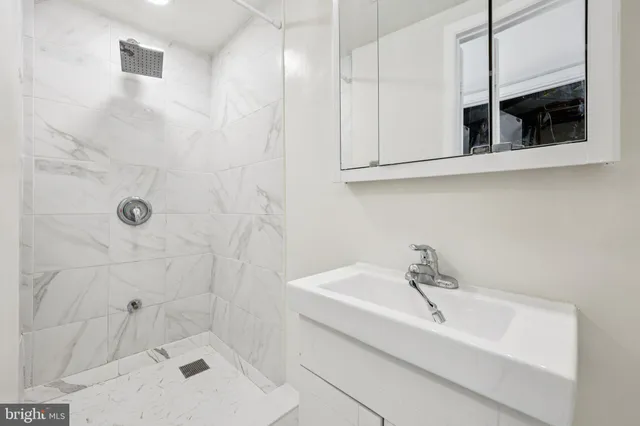 $525,000 | 500 Giles Place, Sterling, VA 20164