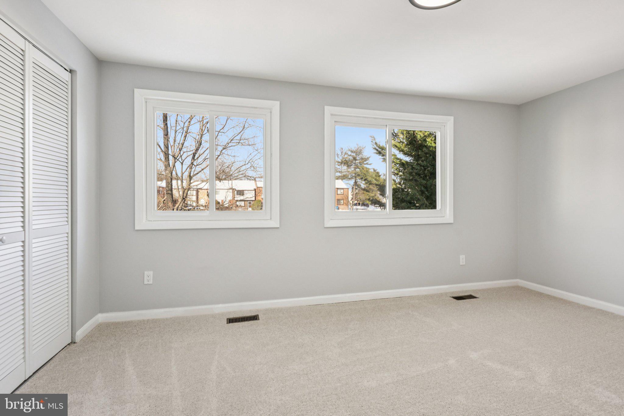 500 Giles Place Sterling, VA 20164 - Photo 20 of 41 an empty room with windows