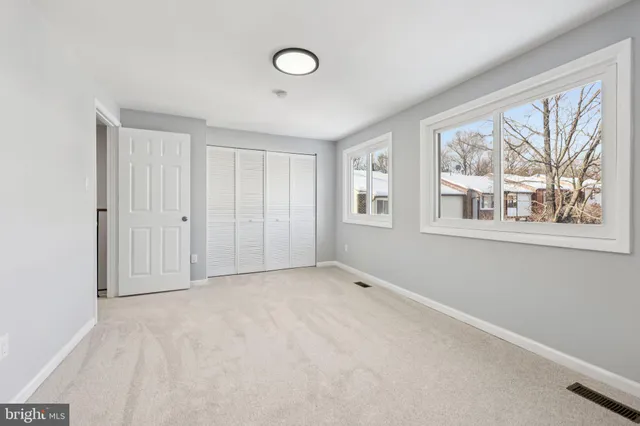 $525,000 | 500 Giles Place, Sterling, VA 20164