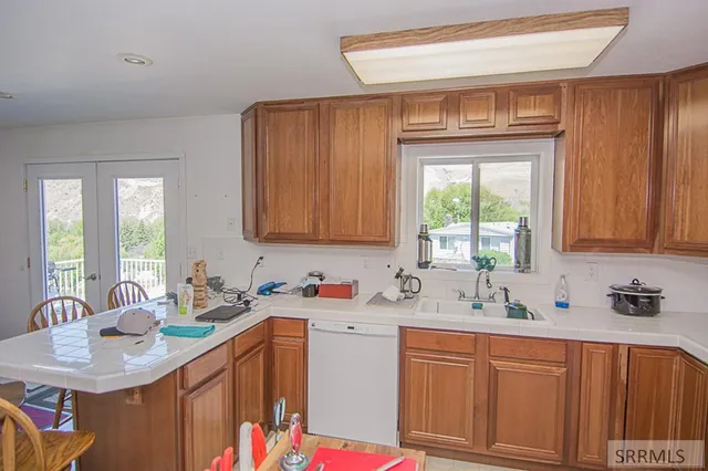 $1,398,000 | 18-20 Cherry Hill Lane, North Fork, ID 83466