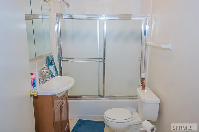 $1,398,000 | 18-20 Cherry Hill Lane, North Fork, ID 83466