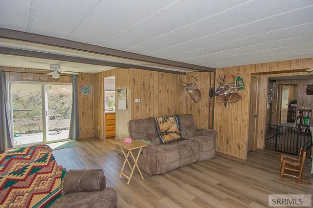 $1,398,000 | 18-20 Cherry Hill Lane, North Fork, ID 83466