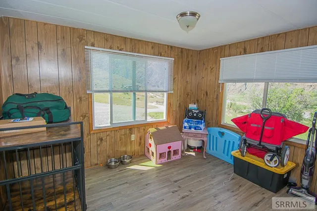 $1,398,000 | 18-20 Cherry Hill Lane, North Fork, ID 83466