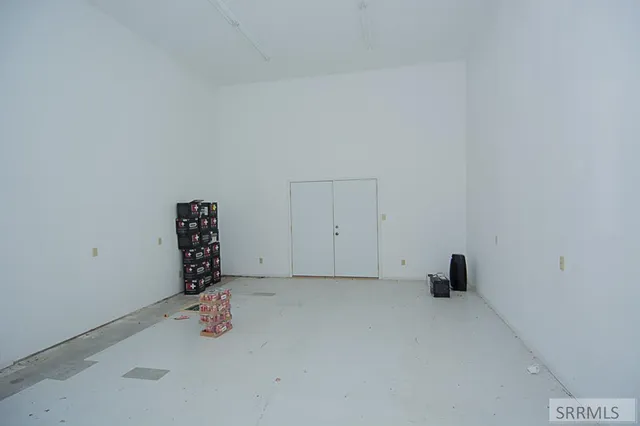 $1,398,000 | 18-20 Cherry Hill Lane, North Fork, ID 83466