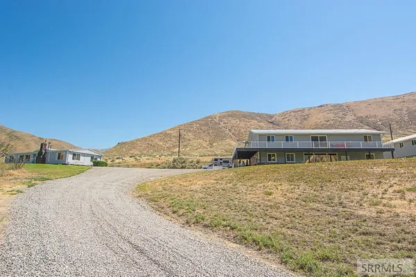 $1,398,000 | 18-20 Cherry Hill Lane, North Fork, ID 83466