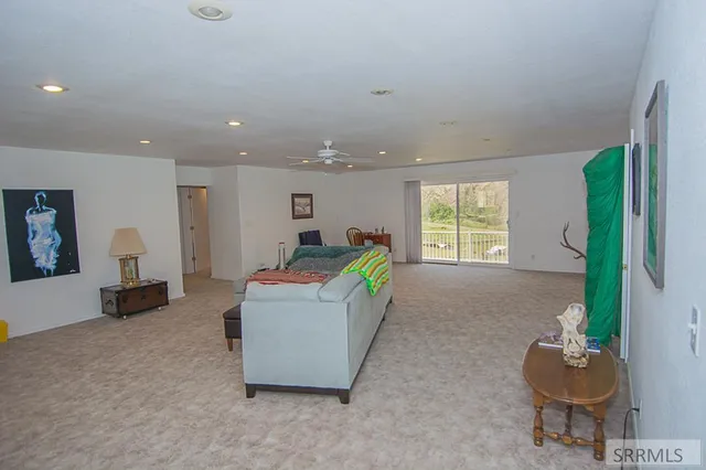 $1,398,000 | 18-20 Cherry Hill Lane, North Fork, ID 83466