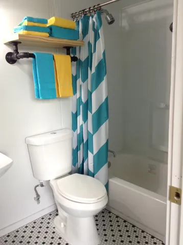 $795 | 1400 Sycamore Avenue, Unit 4A, Huntsville, TX 77340