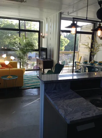 $795 | 1400 Sycamore Avenue, Unit 4A, Huntsville, TX 77340