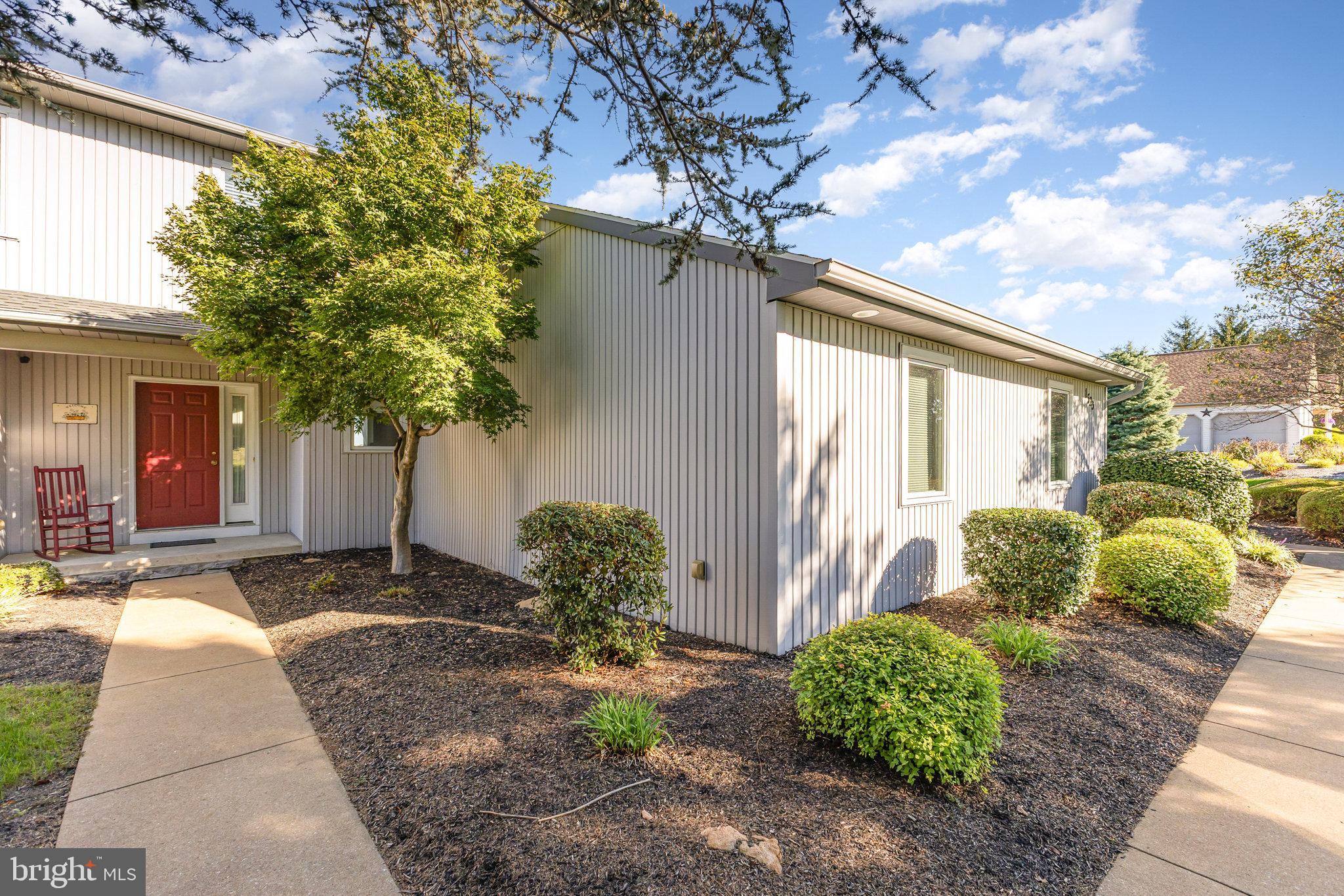 1523 Ridge Road Elizabethtown, PA 17022 - Photo 2 of 25