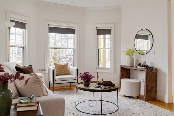 $950,000 | 292 Summer Street, Unit 1, Somerville, MA 02144