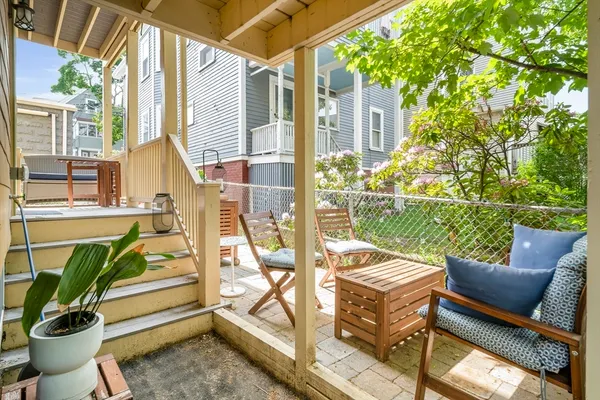 $950,000 | 292 Summer Street, Unit 1, Somerville, MA 02144