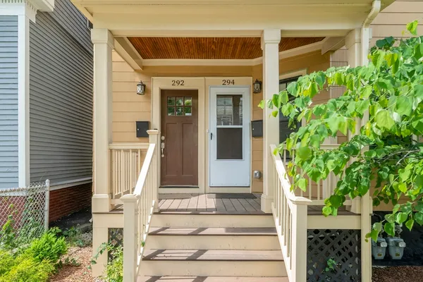 $950,000 | 292 Summer Street, Unit 1, Somerville, MA 02144