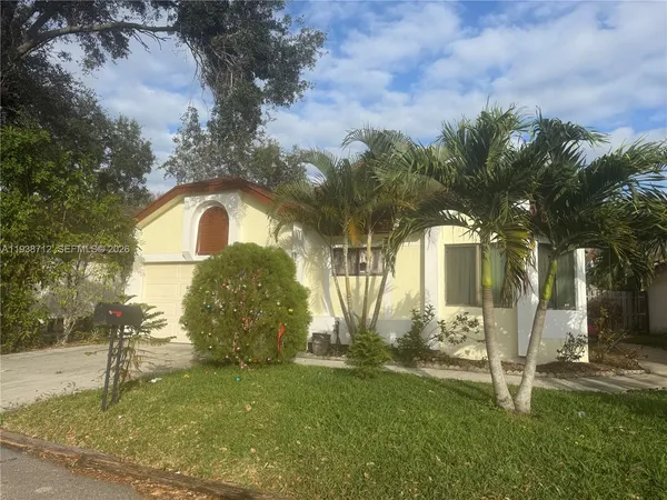 $429,900 | 316 Bishop Road, North Lauderdale, FL 33068