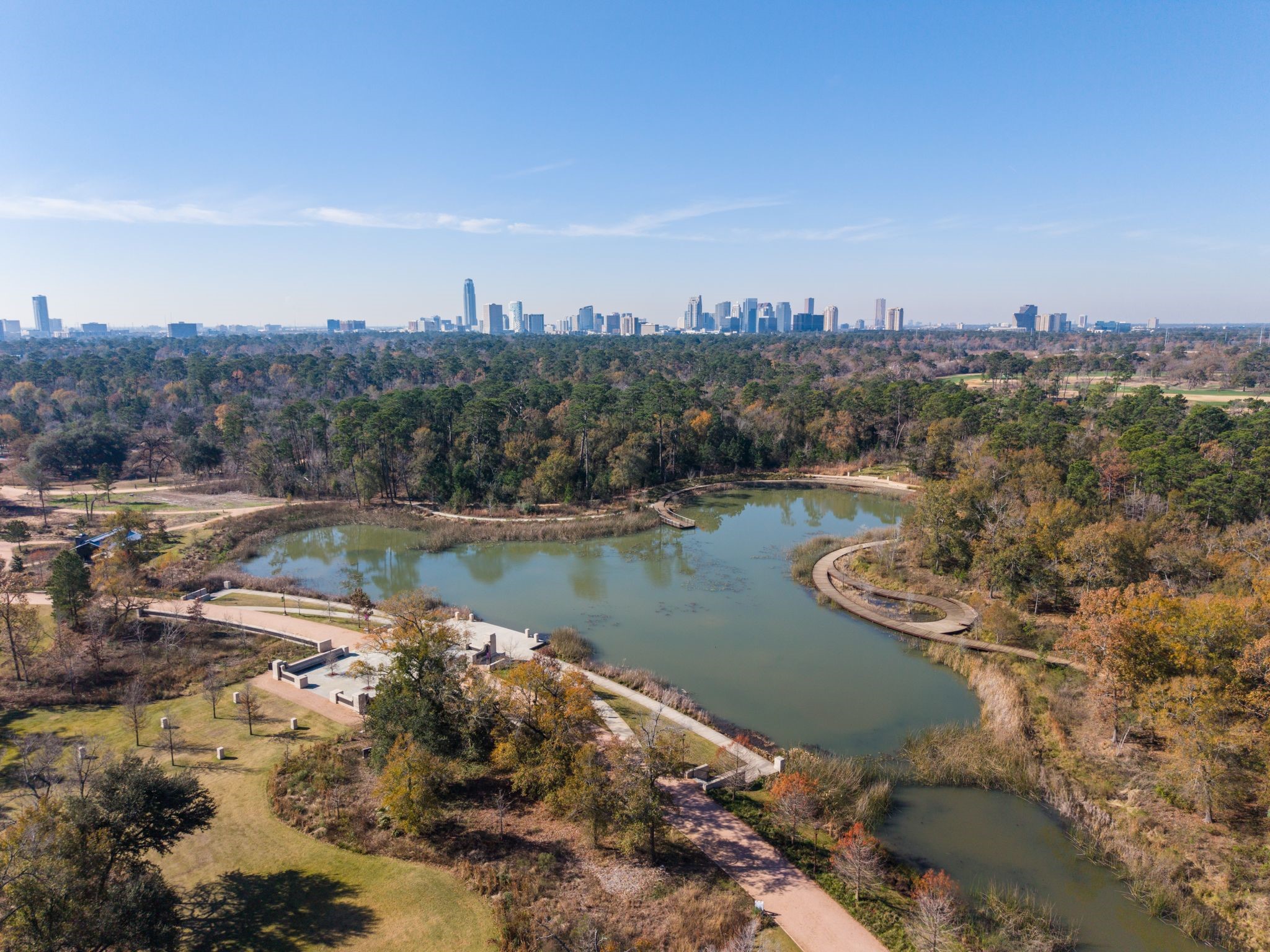 1408 Asbury Street Houston, TX 77007 - Photo 23 of 24 a view of a lake in middle of a town