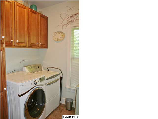 871 Tanglewood Road Charlottesville, VA 22901 - Photo 28 of 33 a utility room with dryer and washer