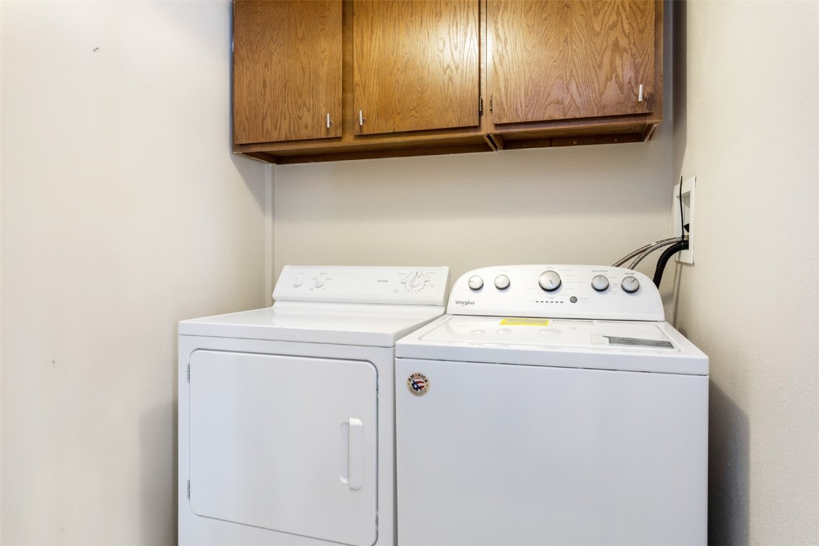 433 Wild Irishman Road, Unit 12101 Keystone, CO 80435 - Photo 13 of 20 a utility room with dryer and washer