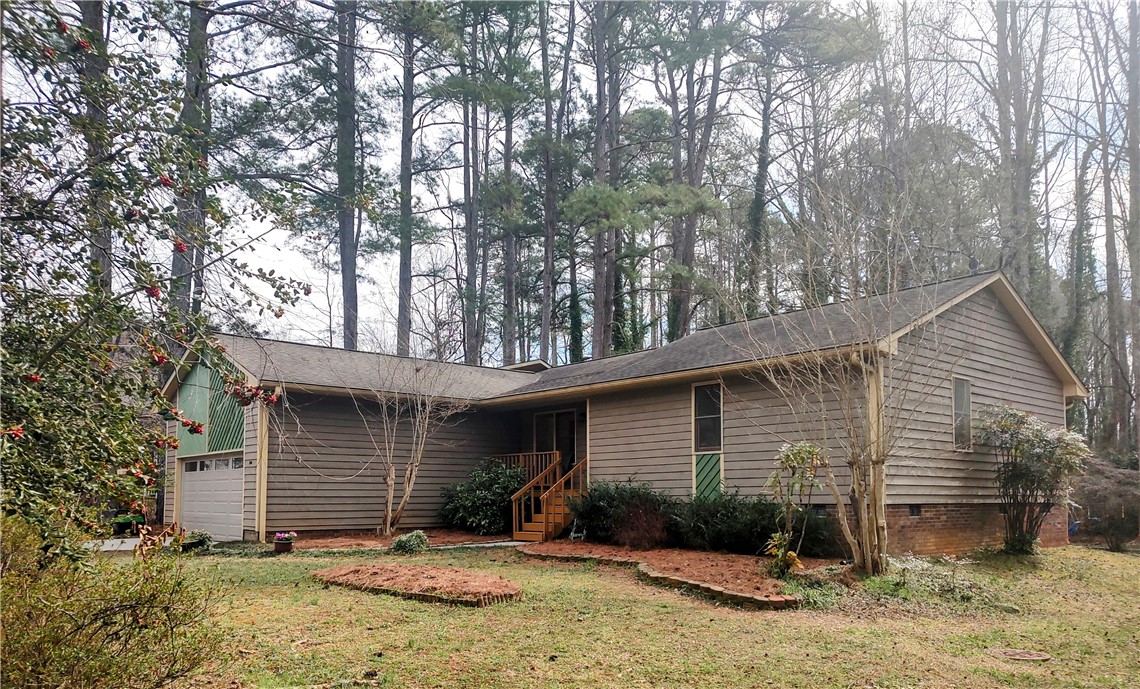 504 Rock Creek Road Clemson, SC 29631 - Photo 3 of 33
