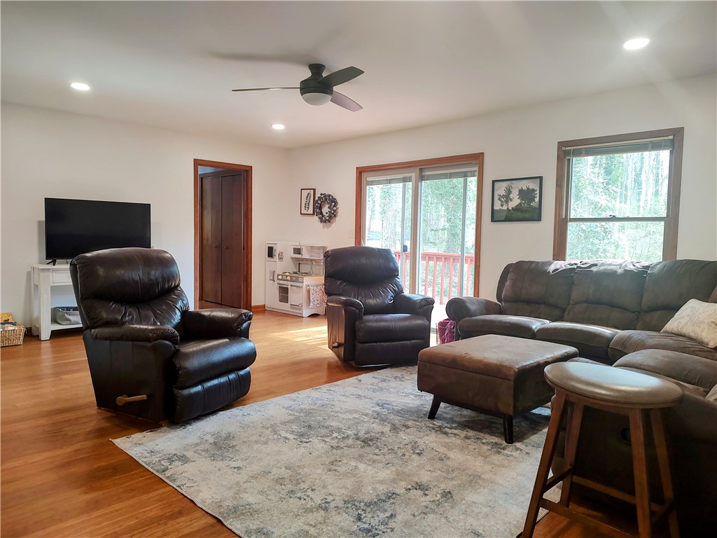 504 Rock Creek Road Clemson, SC 29631 - Photo 6 of 33