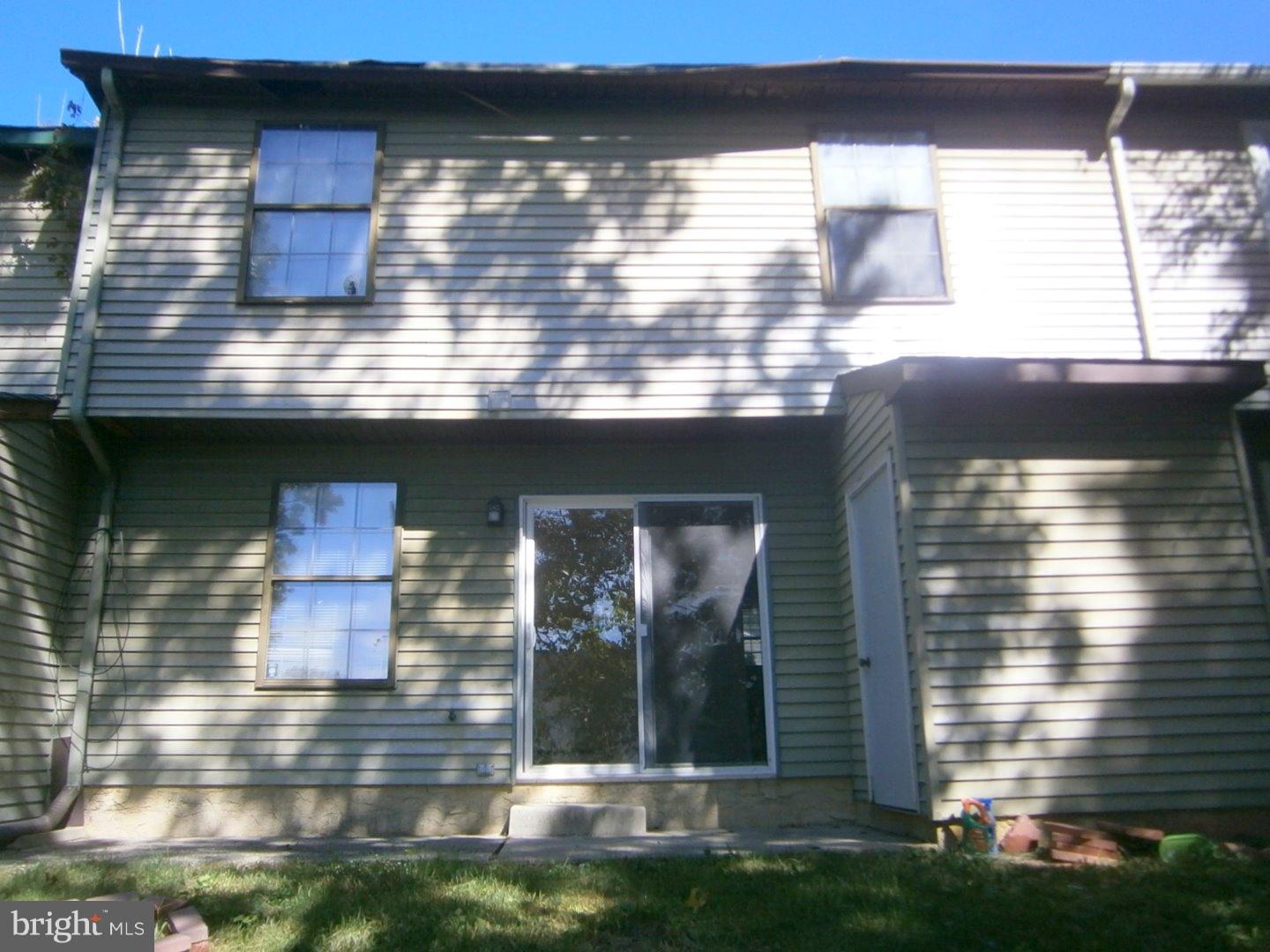126 Hampshire Road Sicklerville, NJ 08081 - Photo 17 of 18 Gallery Image 17