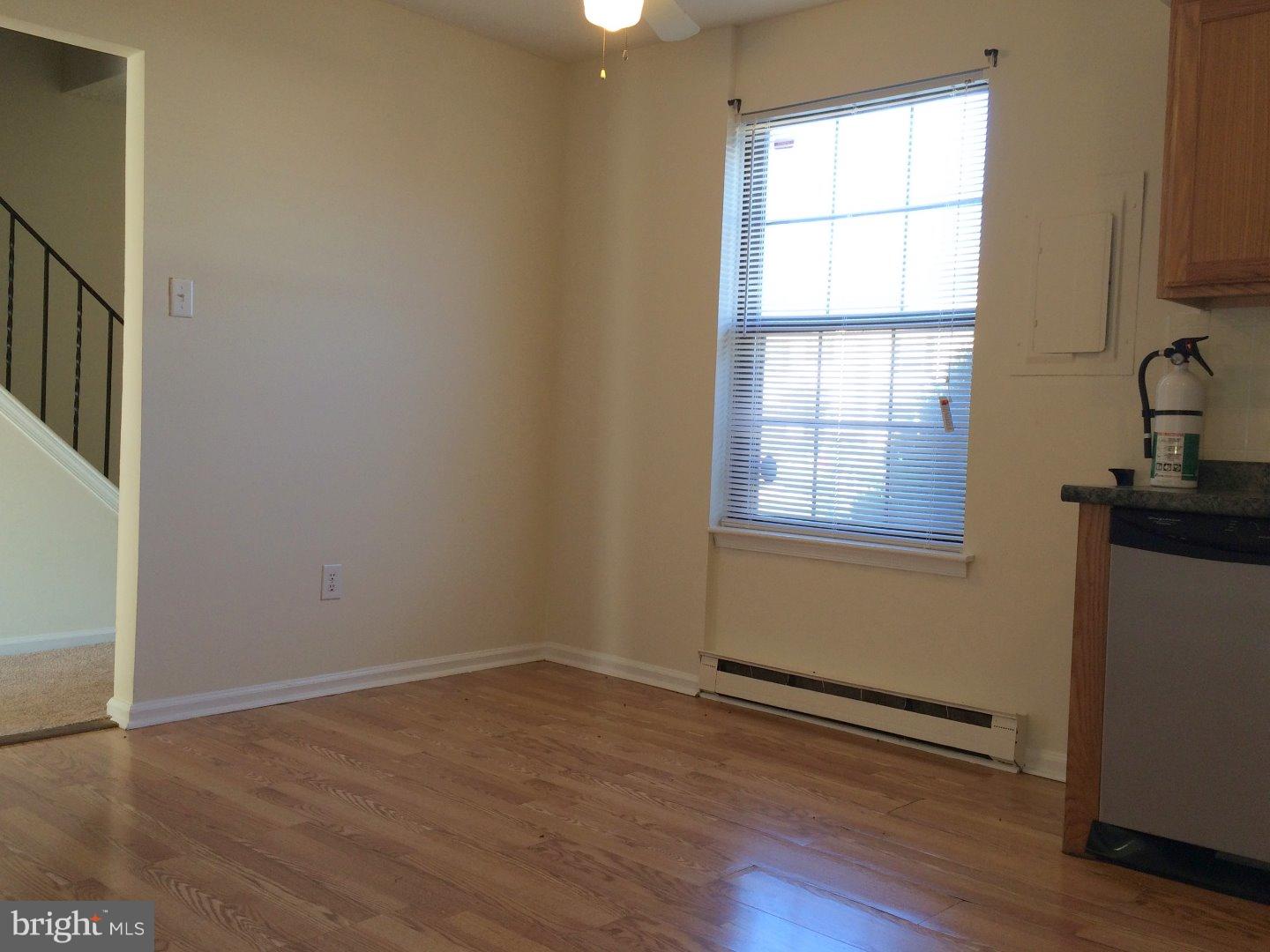 126 Hampshire Road Sicklerville, NJ 08081 - Photo 6 of 18 Gallery Image 6