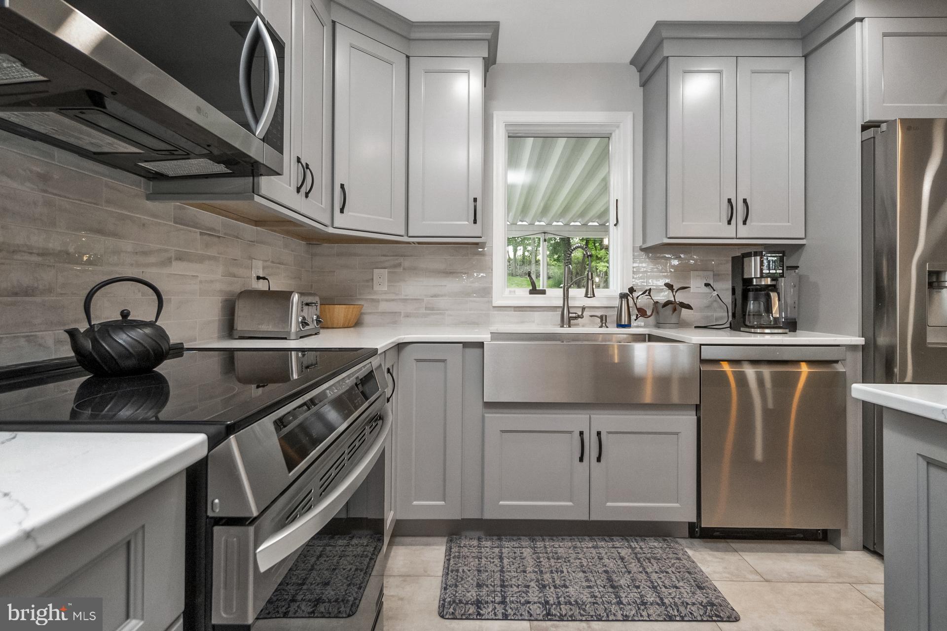 816 Spring City Road Phoenixville, PA 19460 - Photo 14 of 59 Kitchen