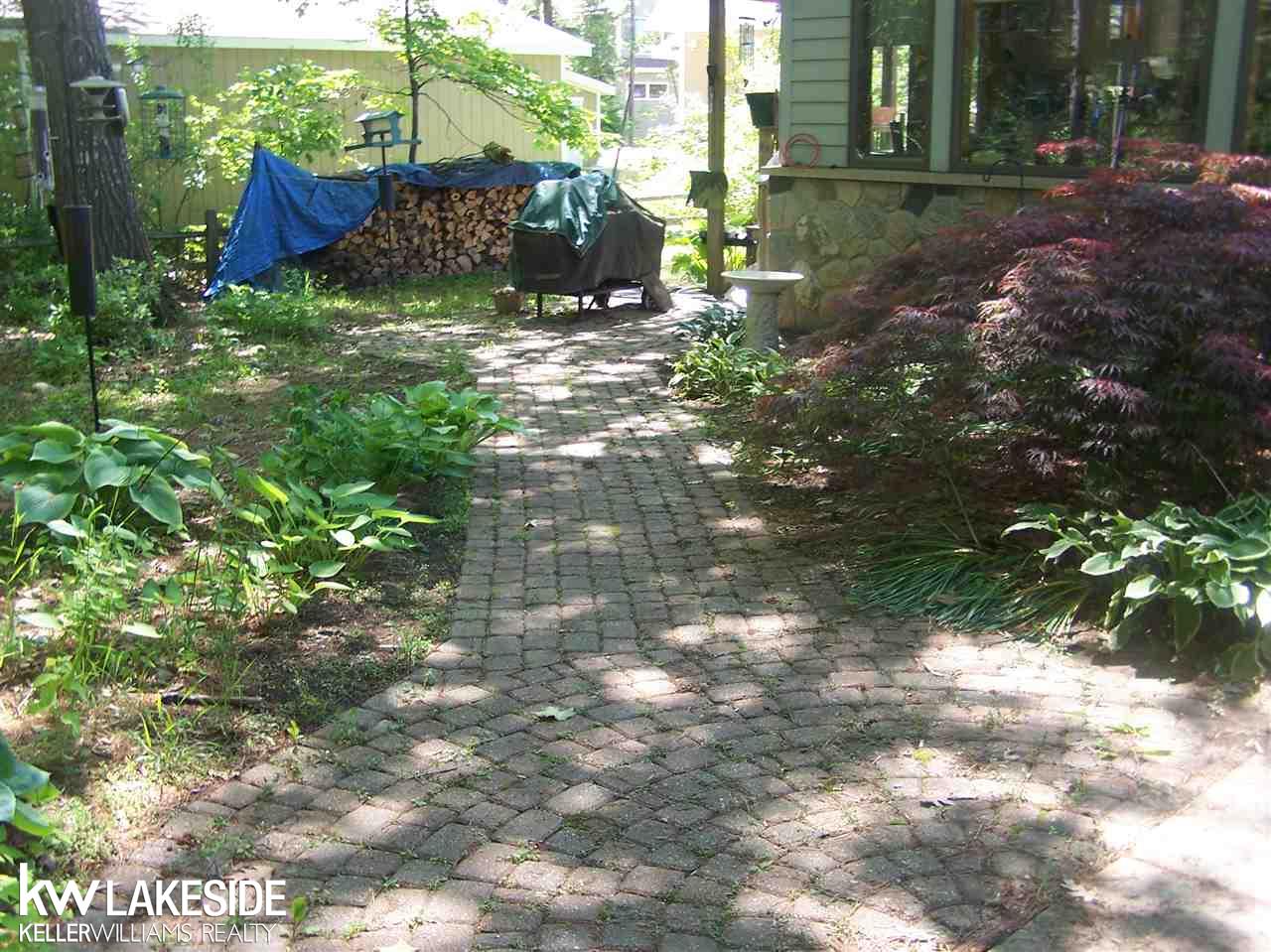 10333 Kay Ray Road Williamsburg, MI 49690 - Photo 21 of 69