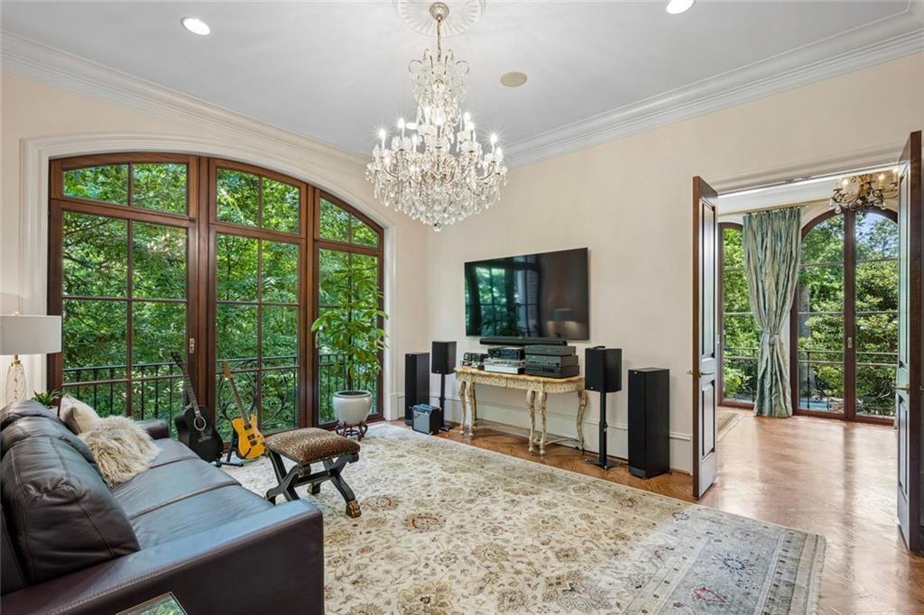 125 Blackland Road Northwest Atlanta, GA 30342 - Photo 42 of 106