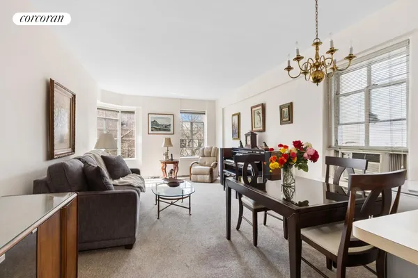 $749,999 | 57 Montague Street, Unit 4D | Brooklyn Heights