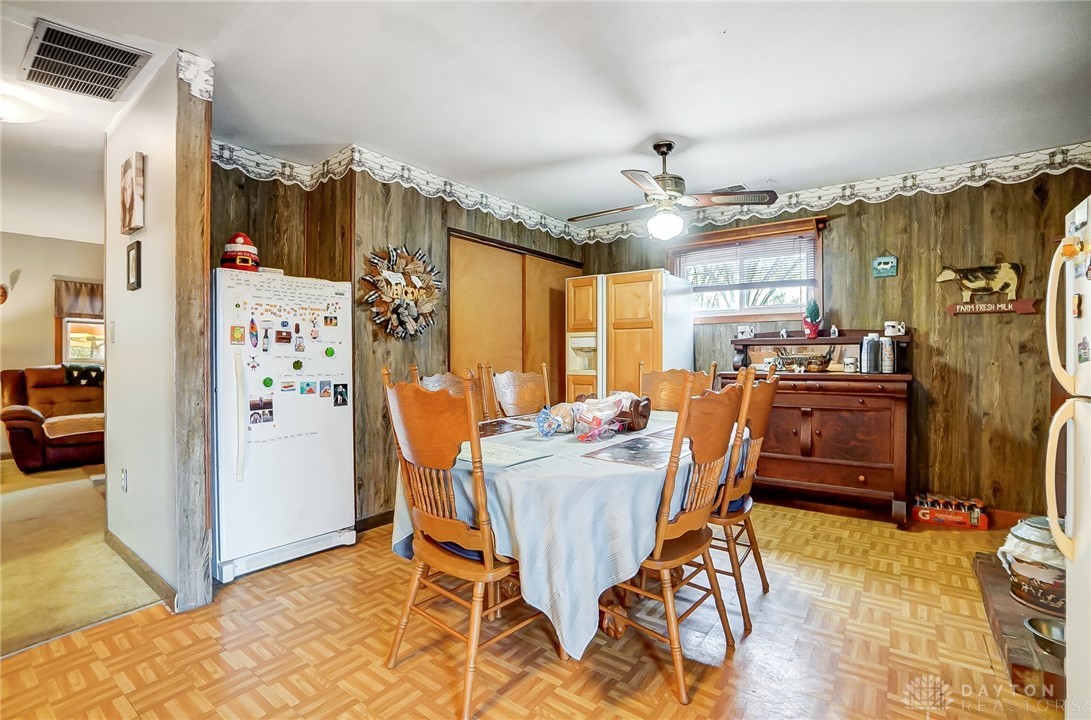 6883 Singer Road Dayton, OH 45424 - Photo 11 of 41 Gallery Image 11