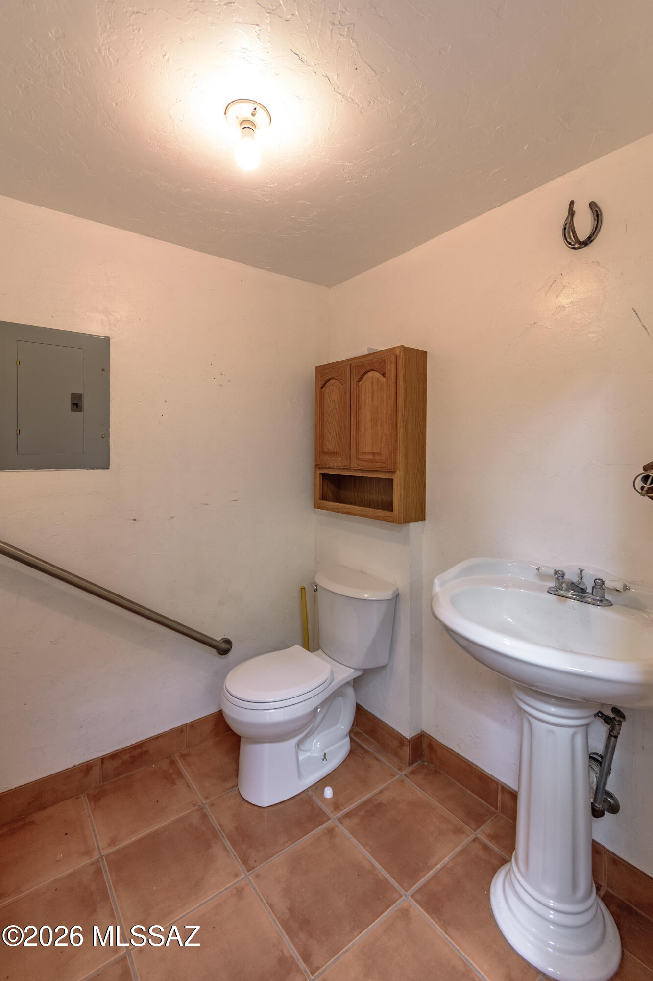 3002 West Oasis Road Tucson, AZ 85742 - Photo 44 of 49 Garage Bathroom 3002