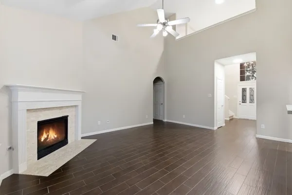 $2,350 | 25542 Saddlebrook Village Drive, Tomball, TX 77375