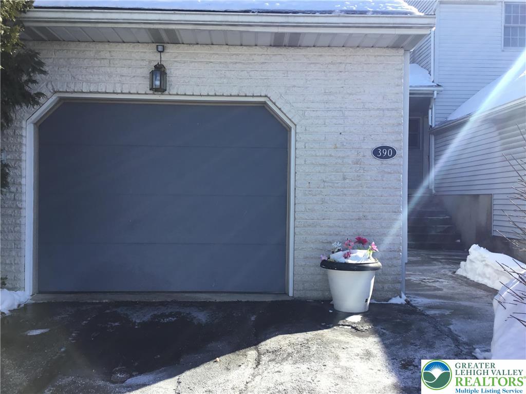 390 Fairview Street Emmaus, PA 18049 - Photo 2 of 33