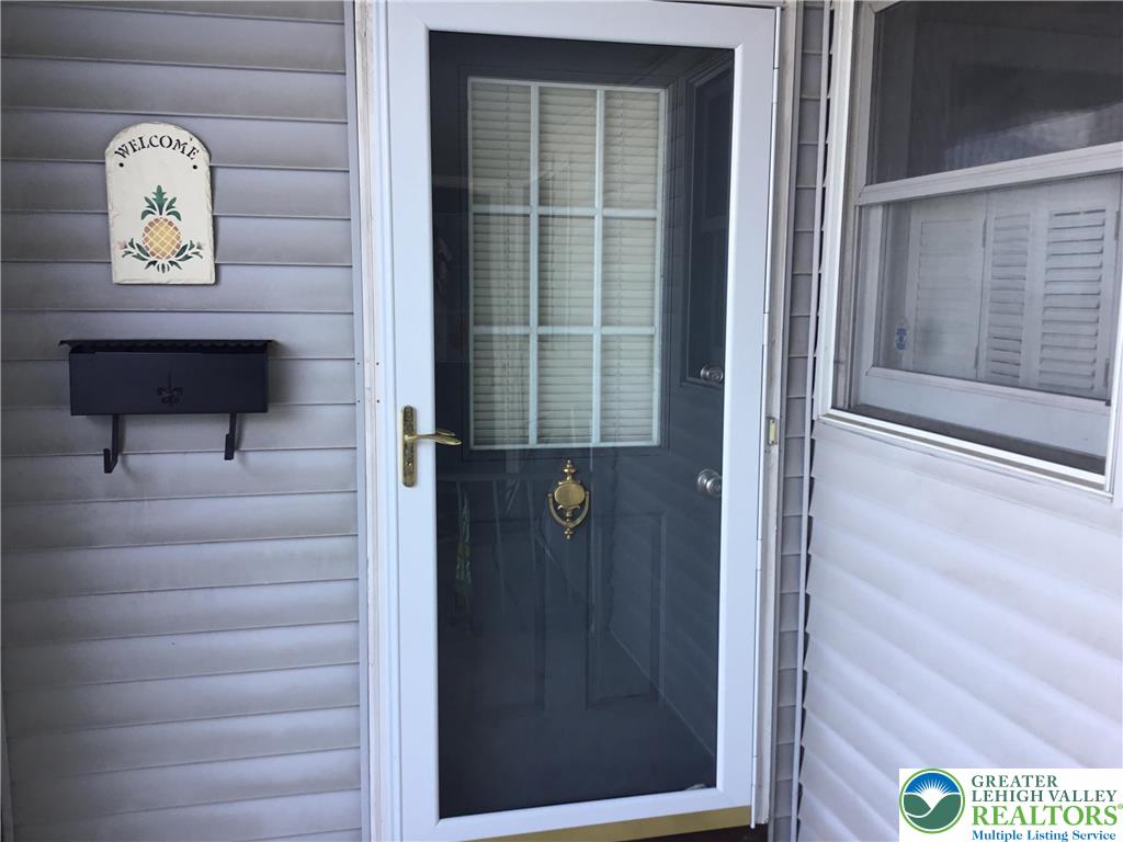 390 Fairview Street Emmaus, PA 18049 - Photo 5 of 33