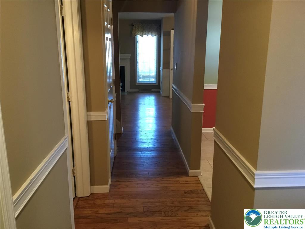 390 Fairview Street Emmaus, PA 18049 - Photo 6 of 33